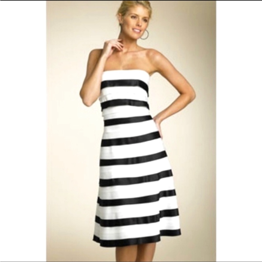 BCBGMAXAZRIA Cream and Black Strapless Cocktail Dress Size 2